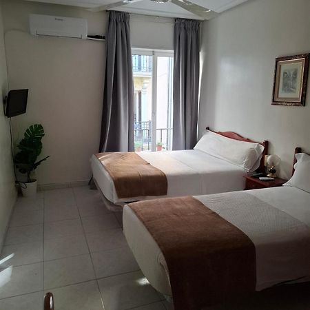 Hostal Villamanez Madrid Exterior photo