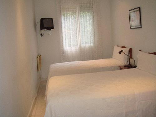 Hostal Villamanez Madrid Room photo